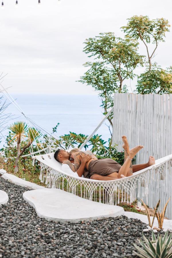 Tropical Glamping Nusa Penida - Private Romantic Seaside Bungalow Diamond Beach Polilit Εξωτερικό φωτογραφία