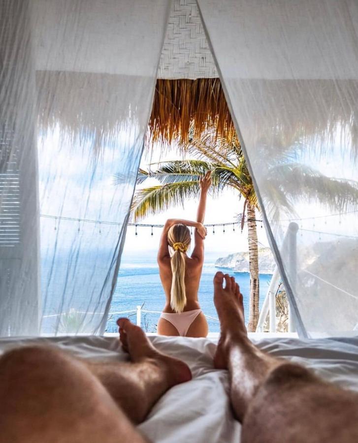 Tropical Glamping Nusa Penida - Private Romantic Seaside Bungalow Diamond Beach Polilit Εξωτερικό φωτογραφία
